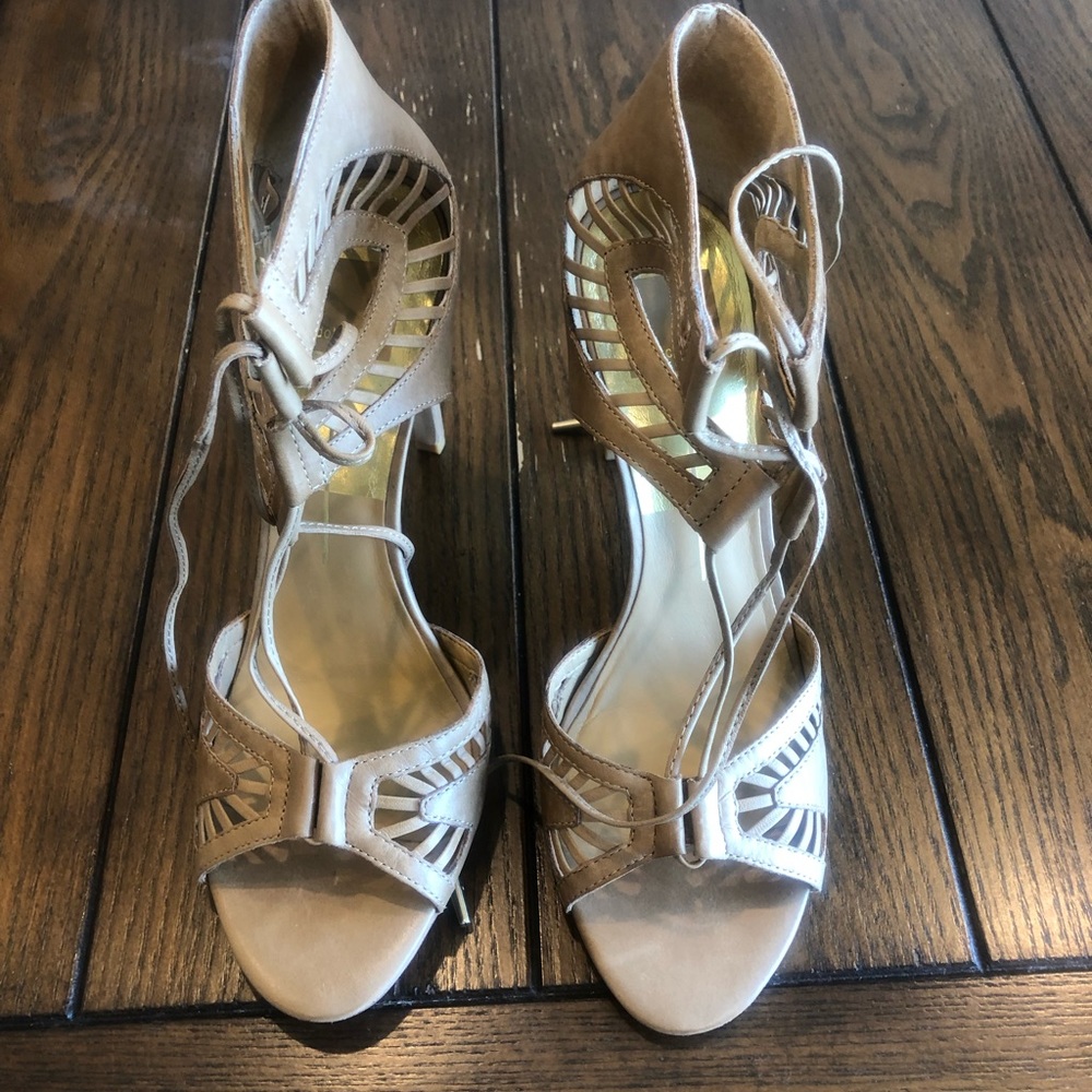 Dolce vIta heels